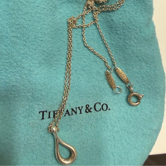 Tiffany & Co. Elsa Peretti Open Teardrop Necklace - Picture 3 of 3